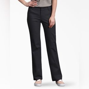 Dickies Women’s Flex Relaxed Fit Pants Sz 6 Short NWT Black